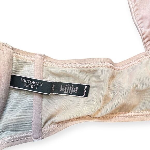 VICTORIA’S SECRET Women’s Nude Very Sexy Push-Up Bra 36DD - Picture 3 of 5